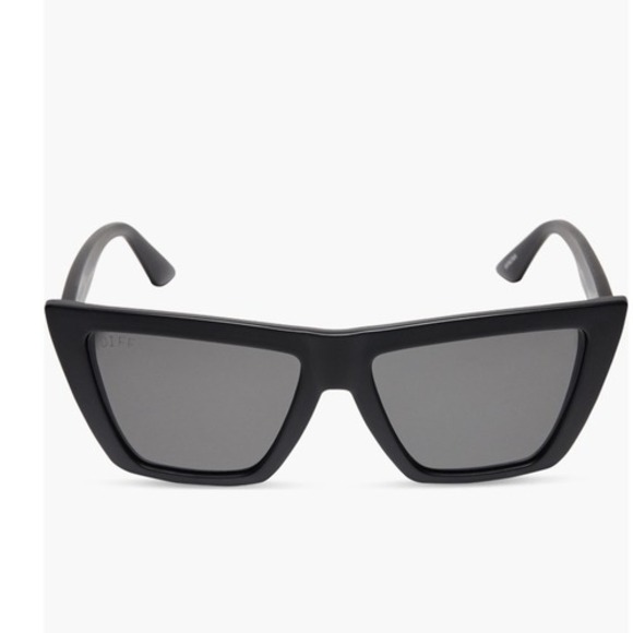 DIFF‎ Eyewear Vinona Sunglasses, 100% UV protection, Black, Retro Chic, NWT - Picture 1 of 11